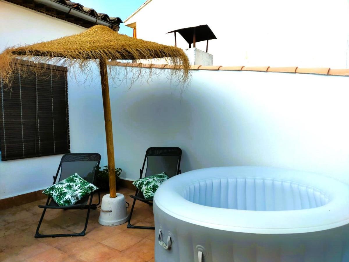 Apartamentos Fernando III El Santo Baeza Bagian luar foto